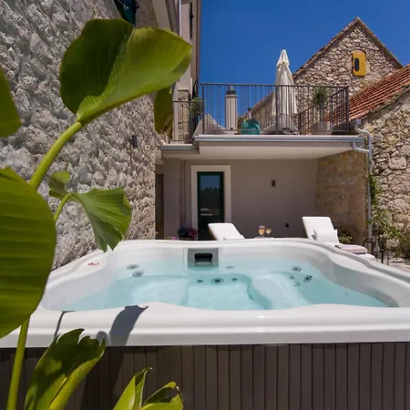 Bayne House * Cista Provo